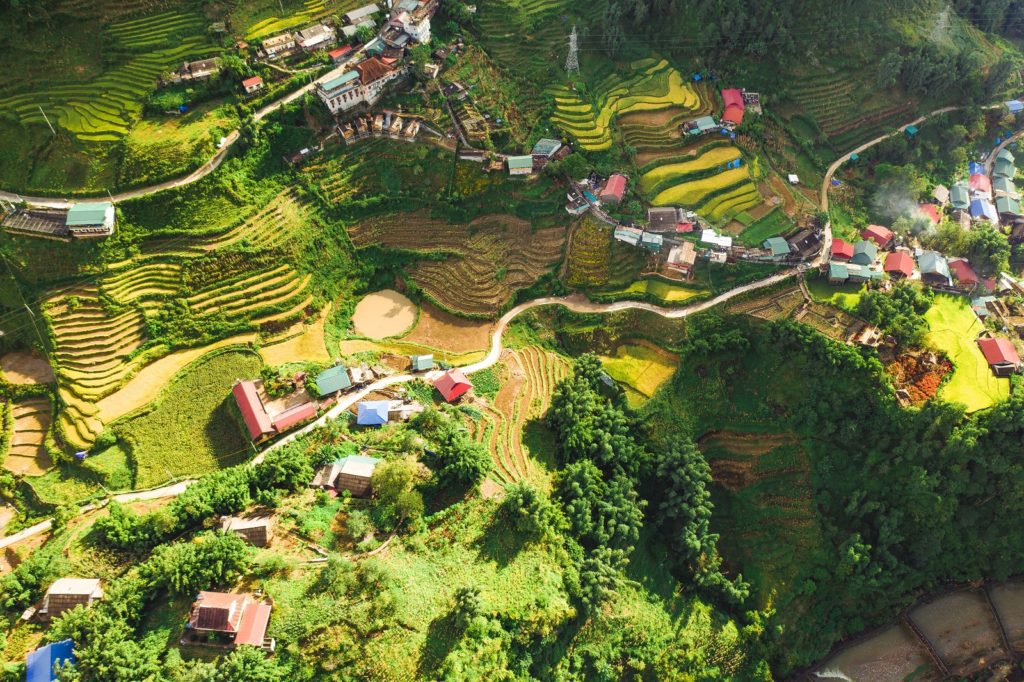 Drone foto van het dorp Lao Cai